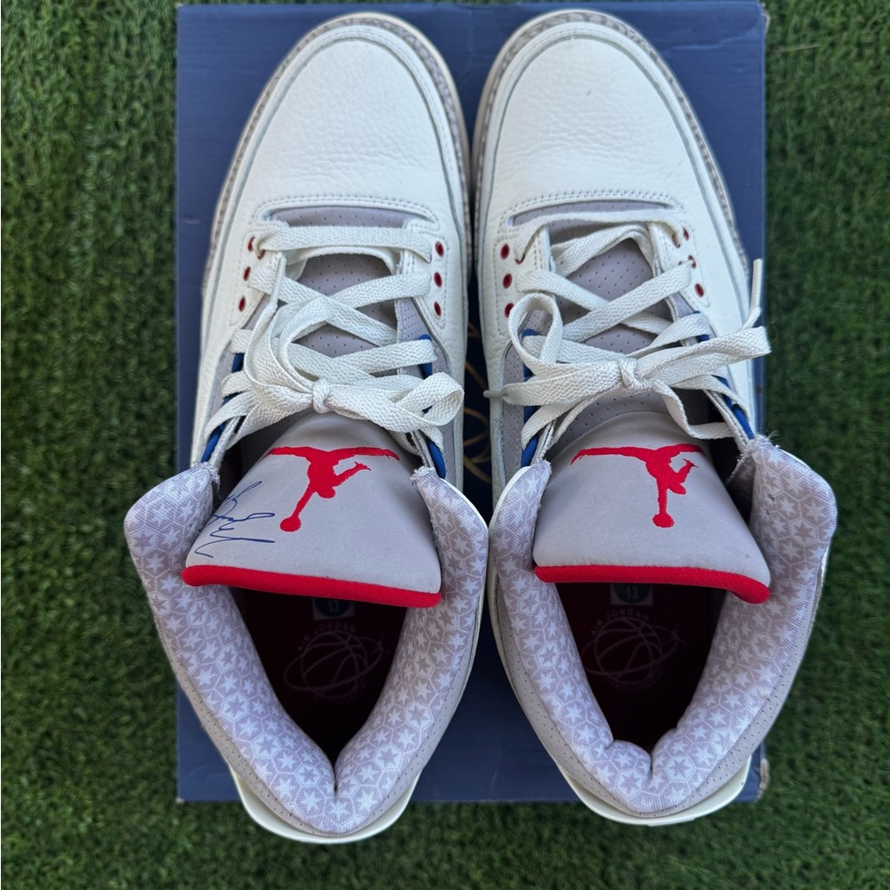 Jordan 3 Retro International Flight